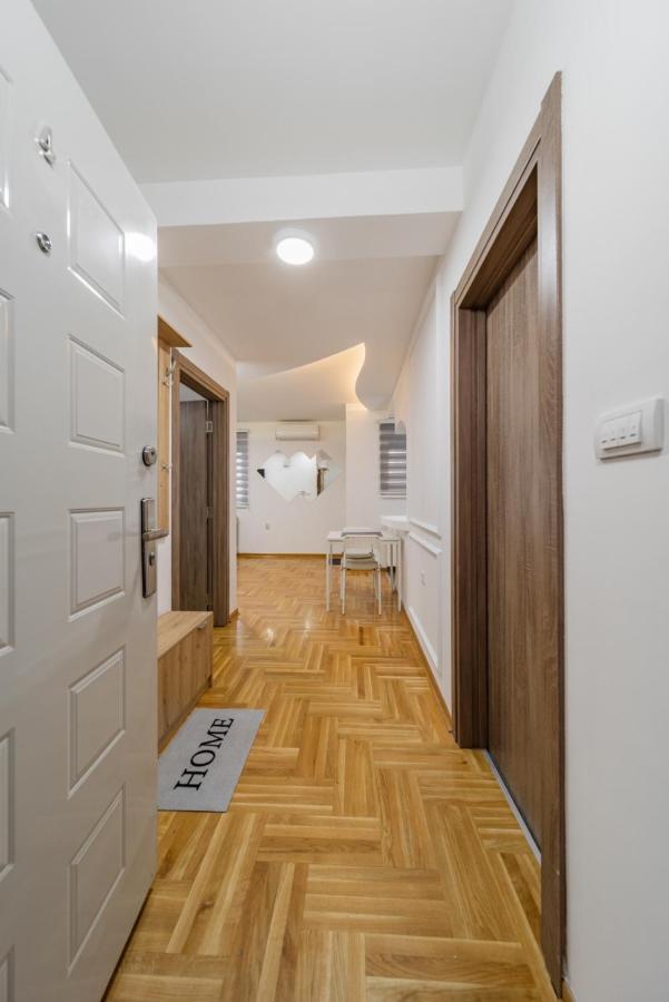 Port 1 Apartment เบลเกรด ภายนอก รูปภาพ